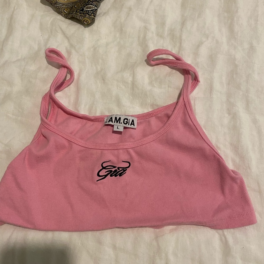 I am Gia tank top